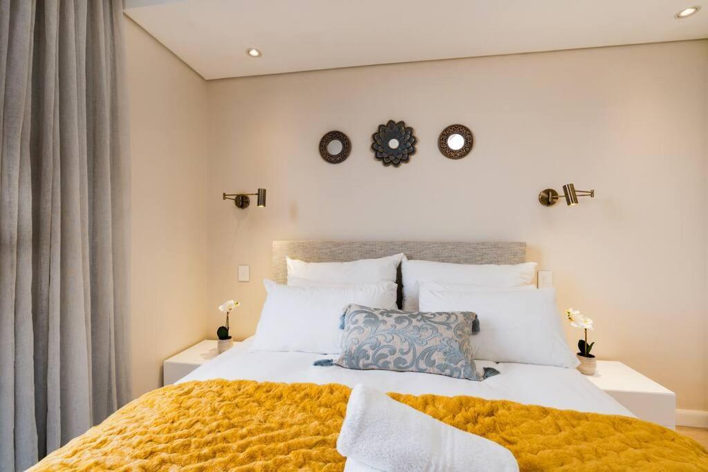 Luxury Getaway At 32 Napier Apartment *