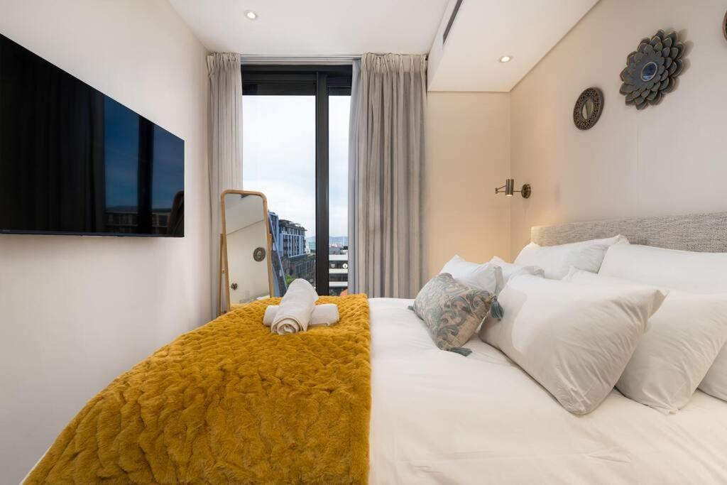Luxury Getaway At 32 Napier * Cape Town